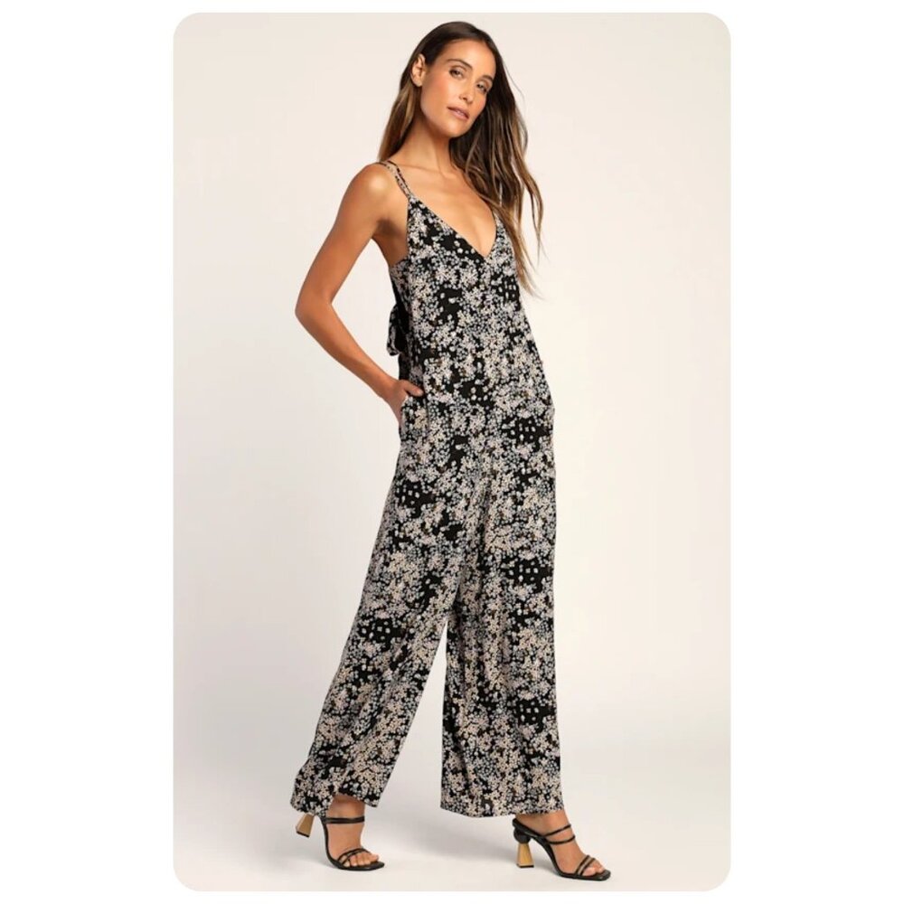 * Lulus Chic Aspect Black Floral Backless Wide Leg Spaghetti Strap Jumpsuit sz S